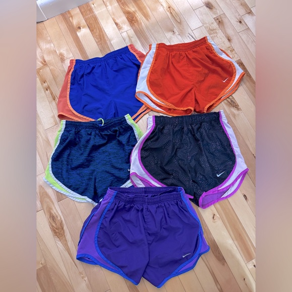 EUC Nike dri-fit Running Shorts bundle size XS - Picture 1 of 1